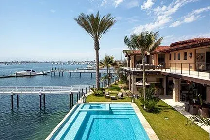Luxury Stone Installation - Corona Del Mar